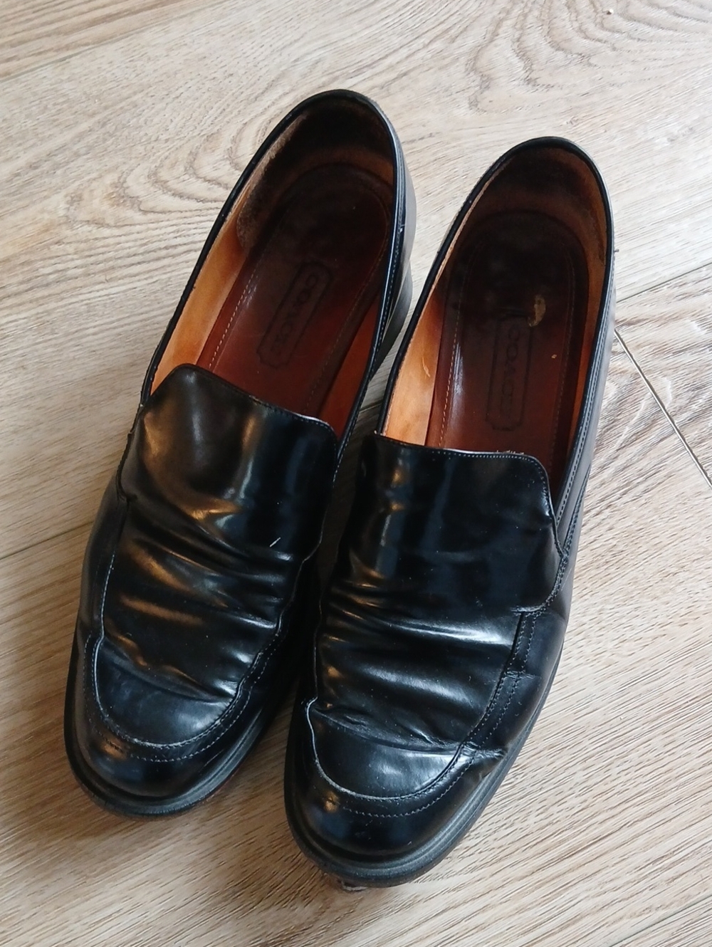 Coach Vintage 9 Black Leather Slip-On Womens Loafers